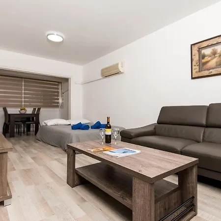 Evagora Apartment